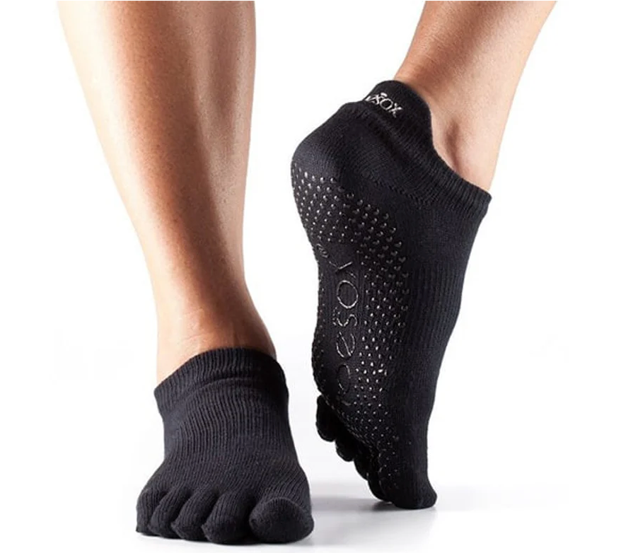 FREE Socks and resistances bands - Price Changed at Checkout